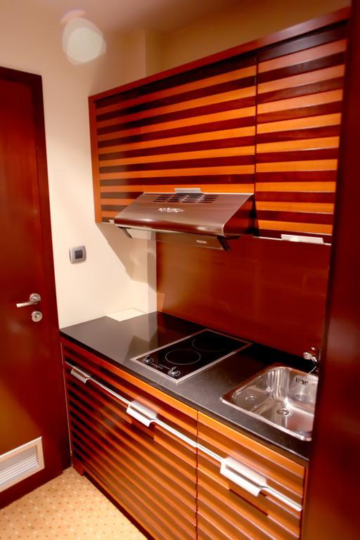 Aparthotel Premier Подгориця Номер фото